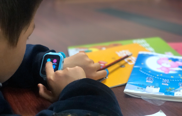 【每周答疑】手机怎样和儿童手表解绑？